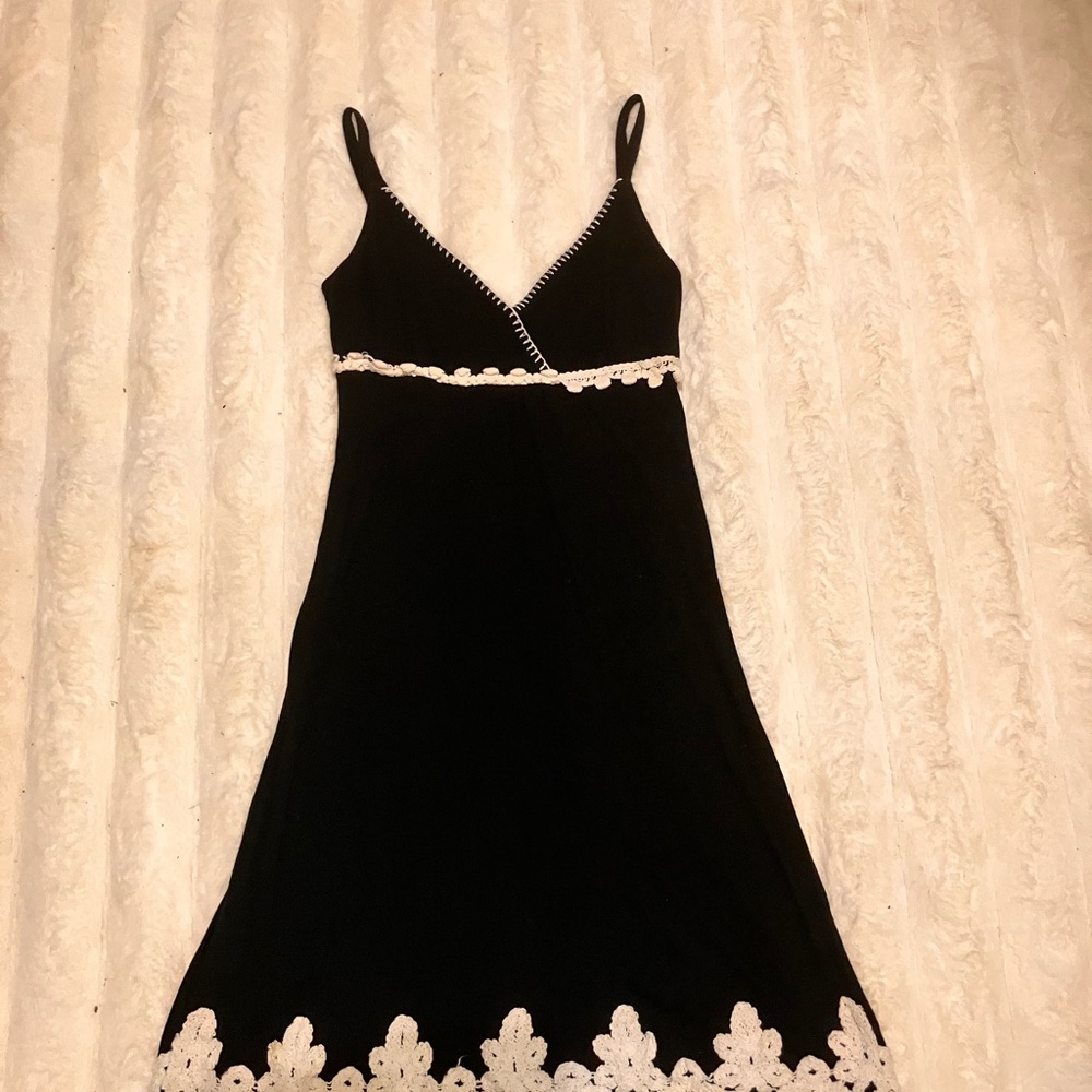 INC International Concepts Black Dress with Elegant White Trim Accent Medium M